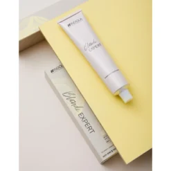 Coloration Blonde Expert 100.0 Naturel 60ML INDOLA 5 Coloration Blonde Expert 100.0 Naturel 60ML INDOLA -Soins Capillaires Liquidation coloration blonde expert 1000 naturel 60ml indola 2